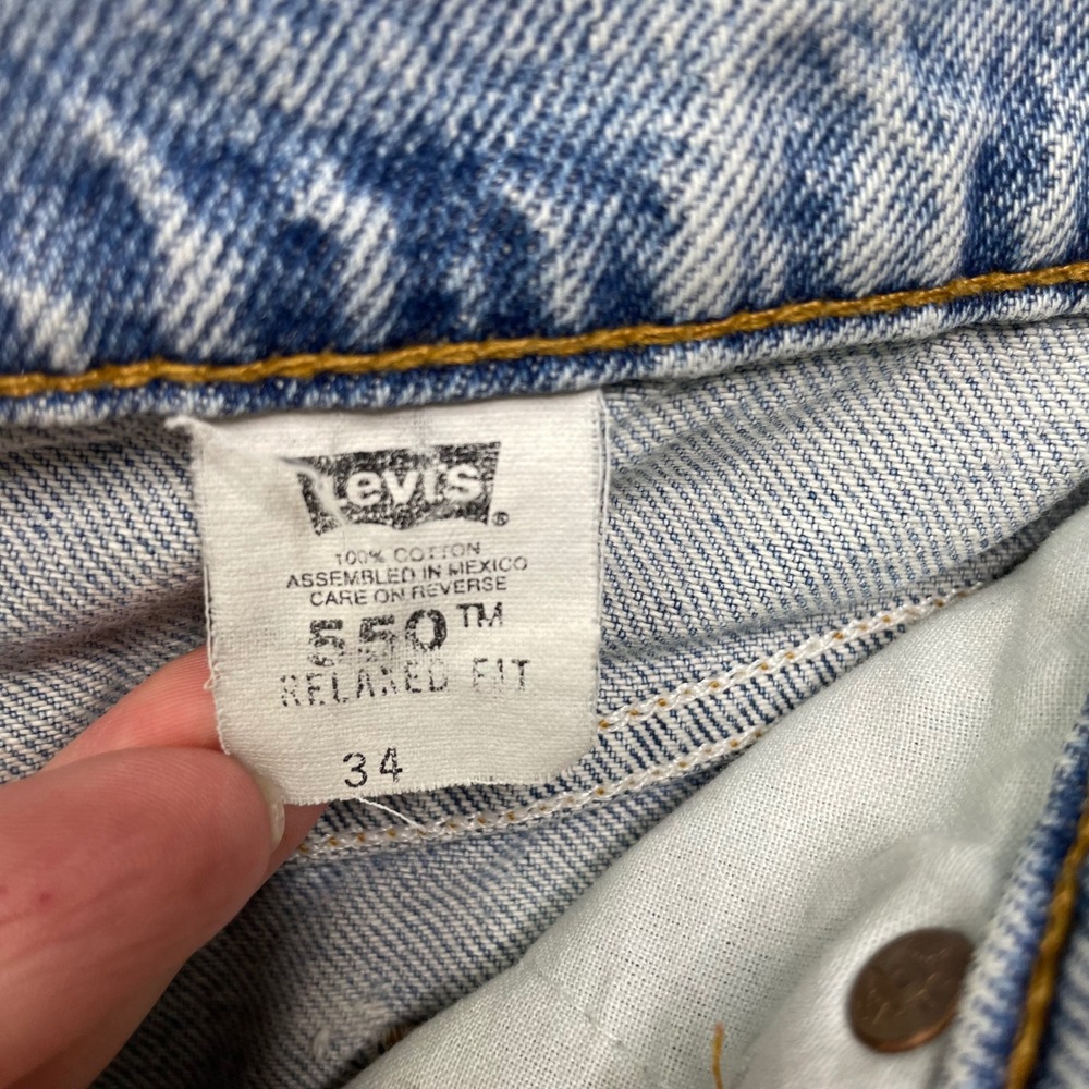 Vintage 90s Levis 550 Orange Tab Denim Shorts Baggy Thrashed 34 Jorts Skate Work - Picture 9 of 13